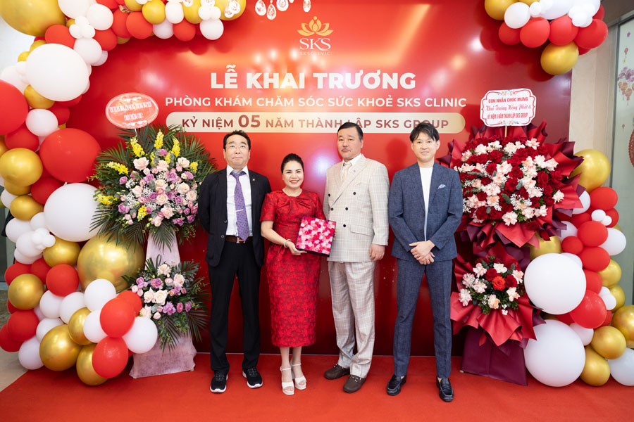 KHAI TRƯƠNG PHÒNG KHÁM CHĂM SÓC SỨC KHỎE VÀ KỶ NIỆM 5 NĂM THÀNH LẬP SKS GROUP